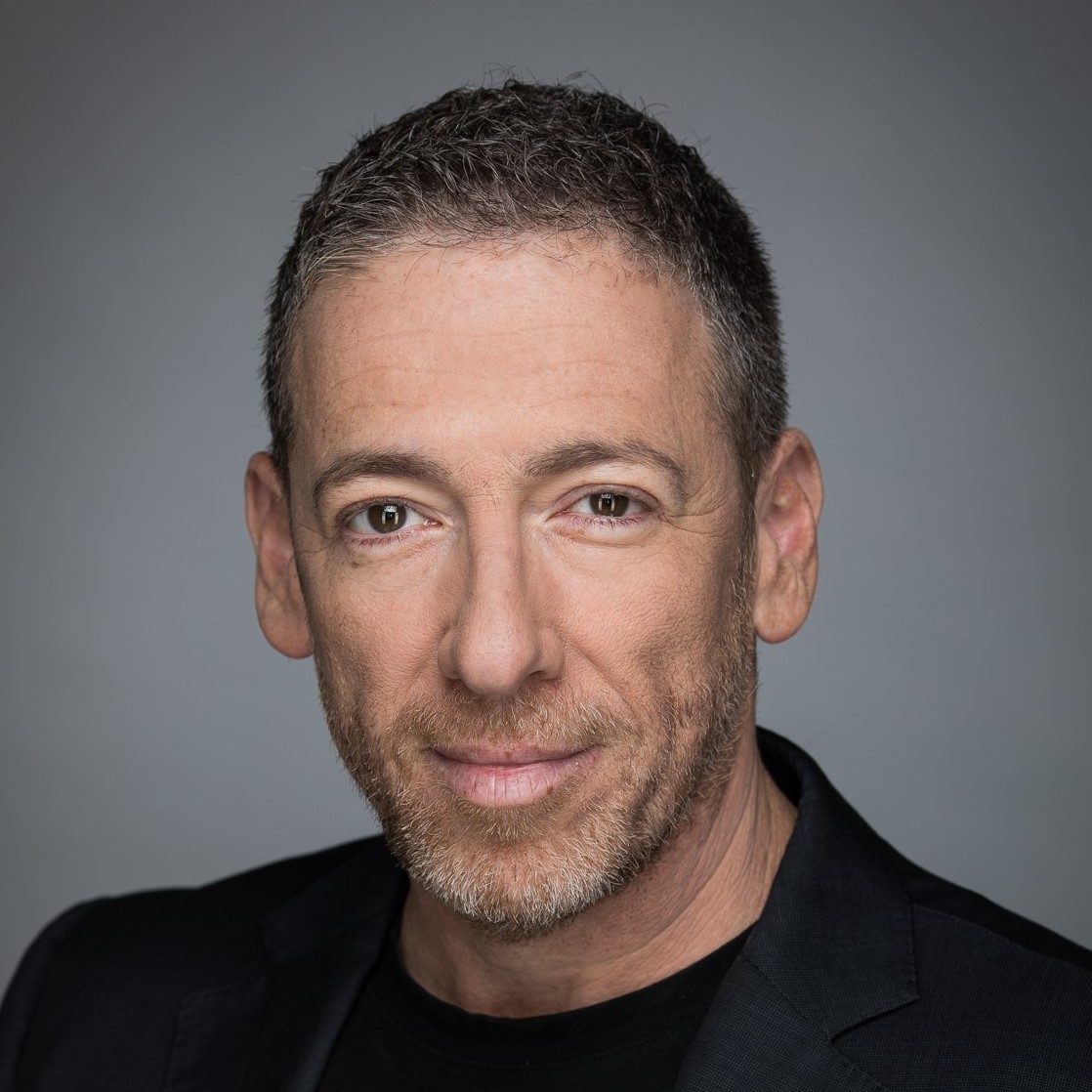 גיל שגיב, מומחה שיווק דיגיטל ודאטה